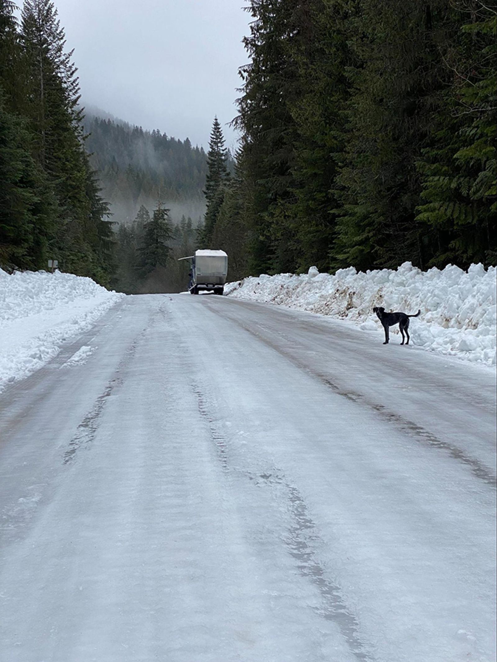 the camper in Idaho in the winter