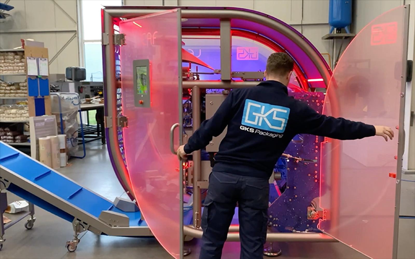 The LEAF packaging machine lights up in red when it needs maintenance.