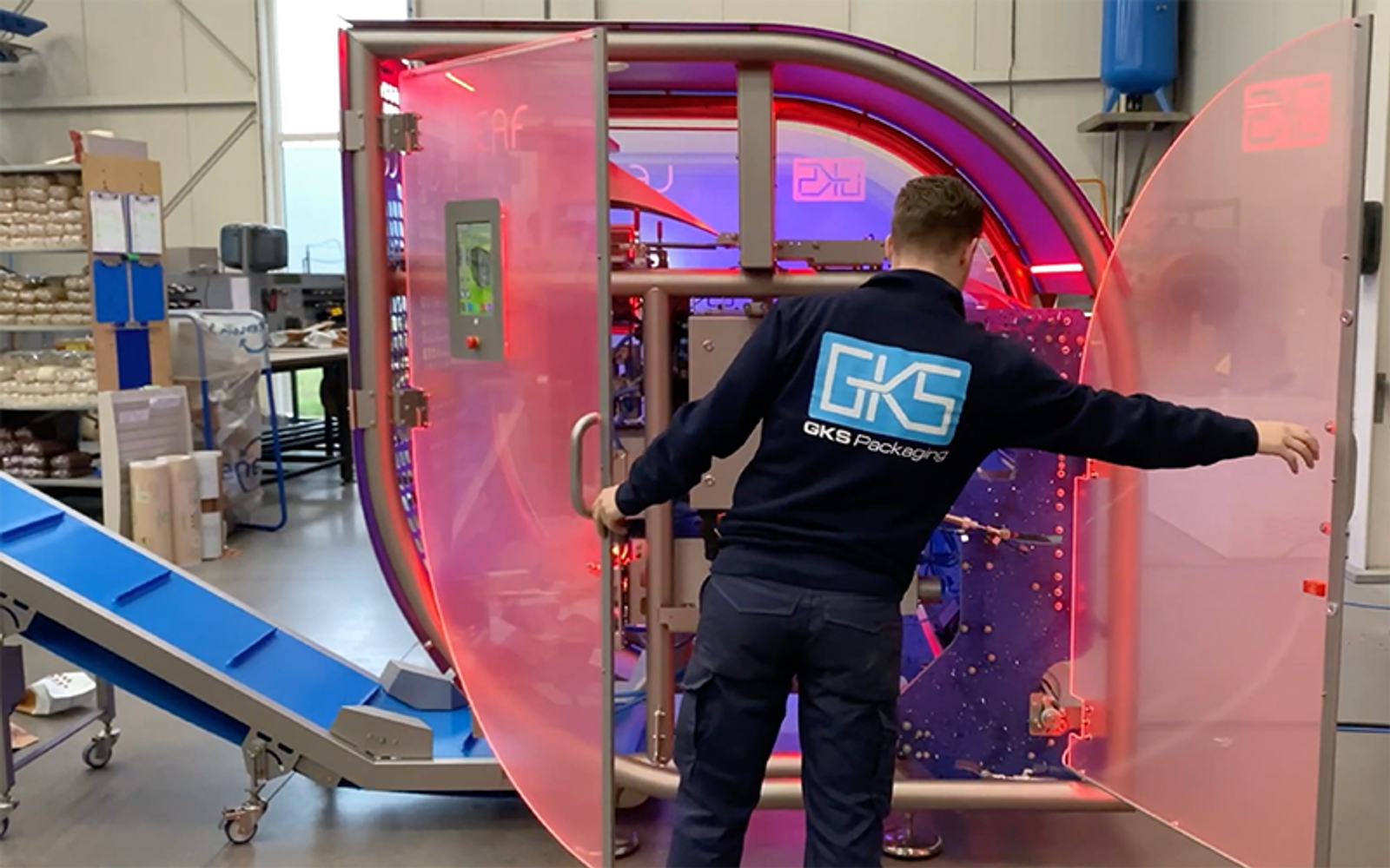 The LEAF packaging machine lights up in red when it needs maintenance.