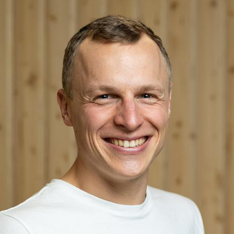 headshot of Nicolas Ohlmann
