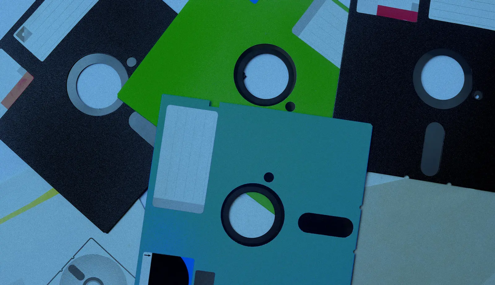 Stockbild von Disketten mit blauem Overlay.
