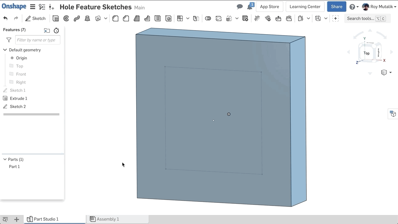 Hole feature no longer selects center point of a center-point sketched rectangle